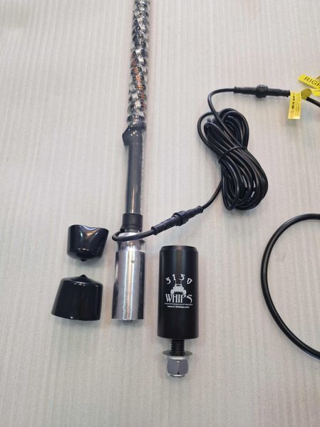 LED флагштоки 5150Whips 187 3ft (94см), комплект 2шт., можливість підключення стопів та поворотників, керування через додаток 5150WHIPS-187-3FT фото